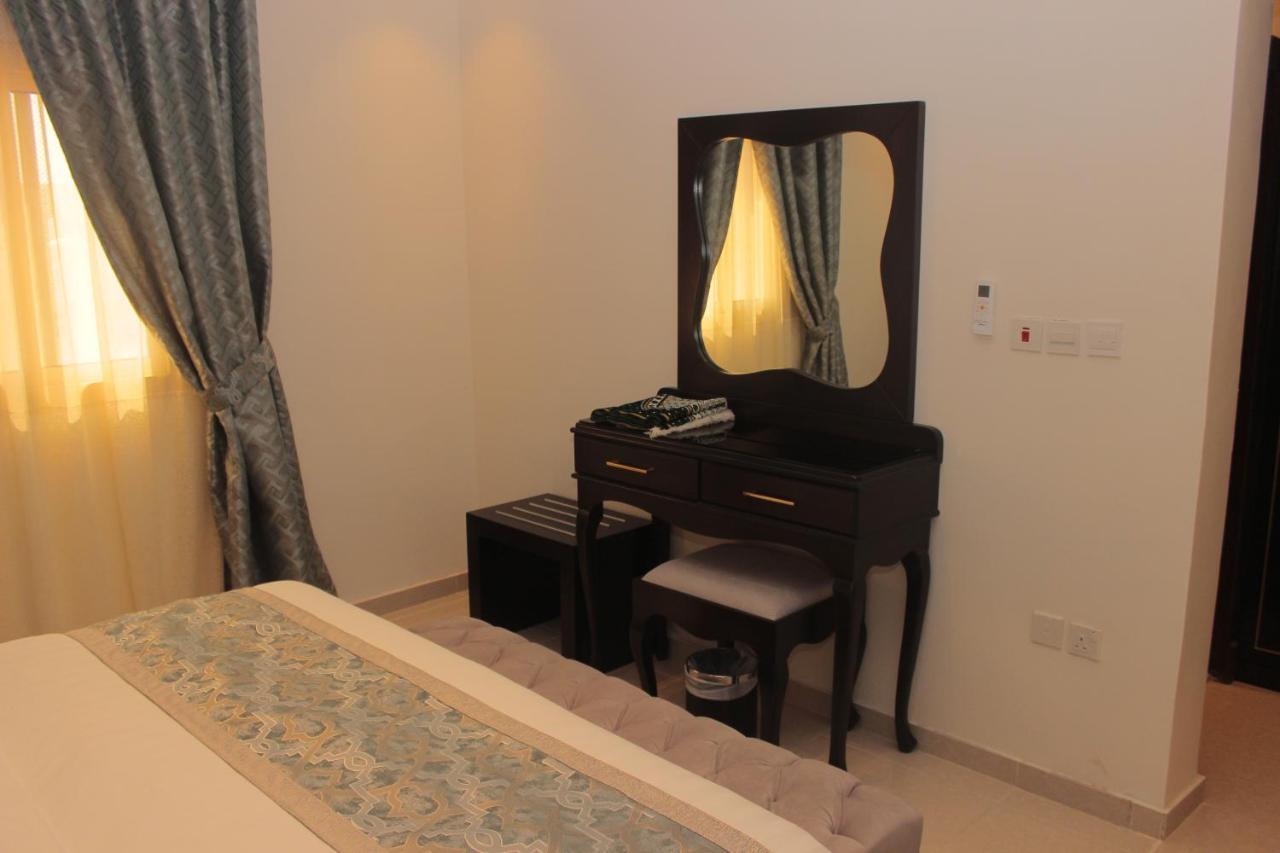 Holiday Plus - Al Nuzha เจดดาห์ ภายนอก รูปภาพ