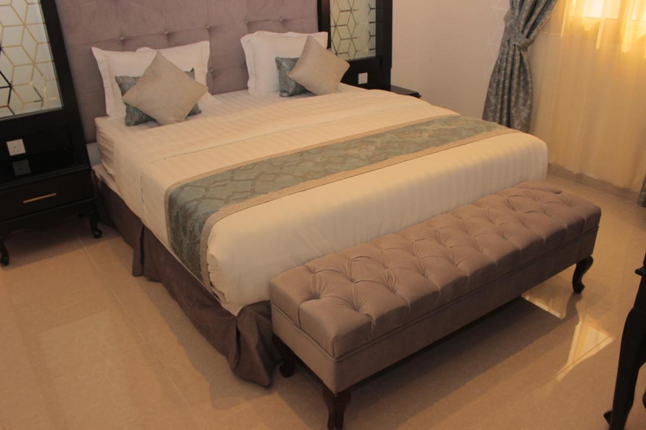 Holiday Plus - Al Nuzha เจดดาห์ ภายนอก รูปภาพ